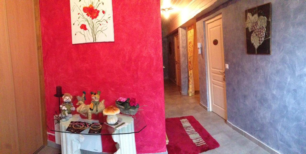 Castelger Panzió Vauciennes Kültér fotó